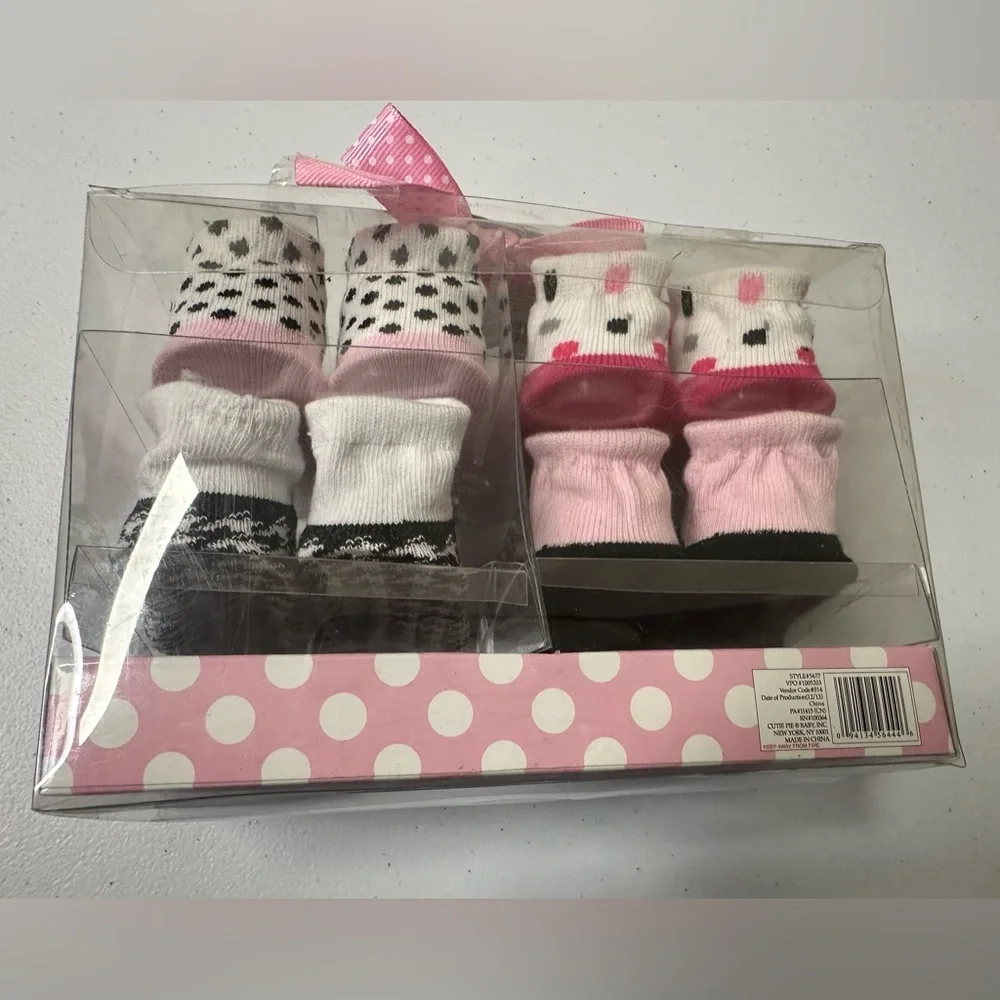 Cutie Pie/Hudson Baby 0-12 mos Socks Mittens and Bows NWT